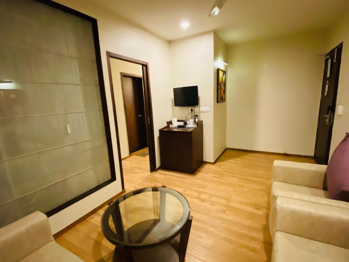 Hotel Saluja Residency Siliguri Zewnętrze zdjęcie