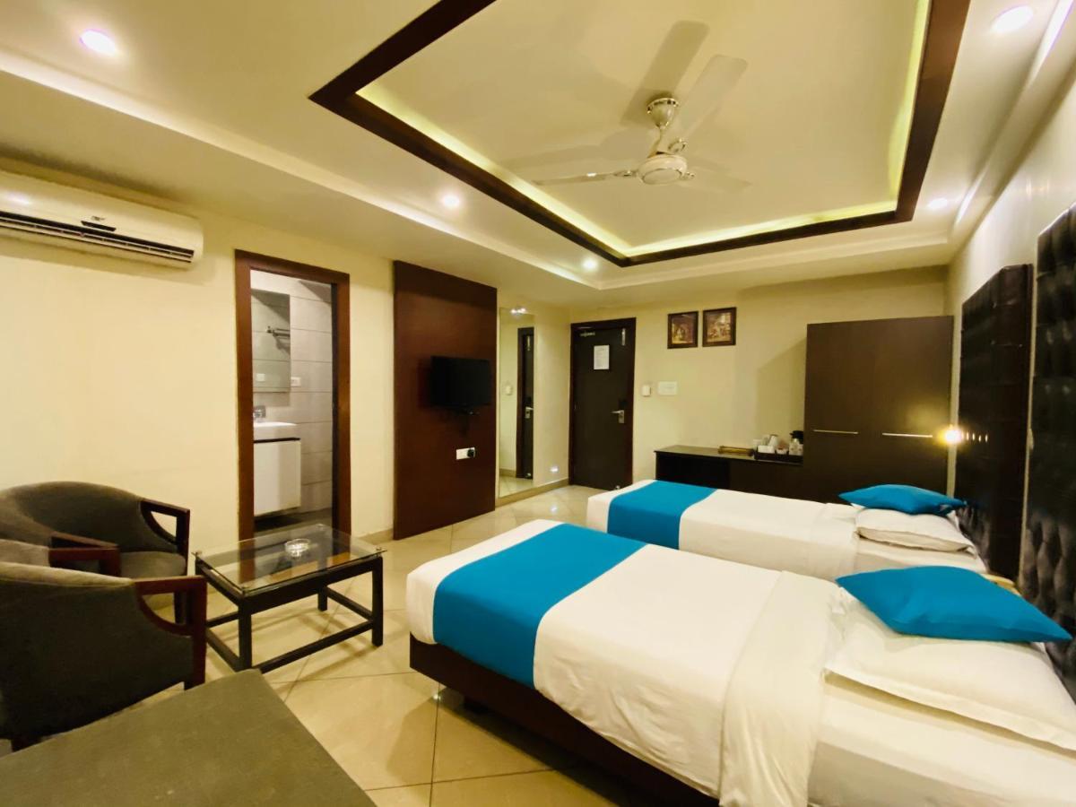 Hotel Saluja Residency Siliguri Zewnętrze zdjęcie